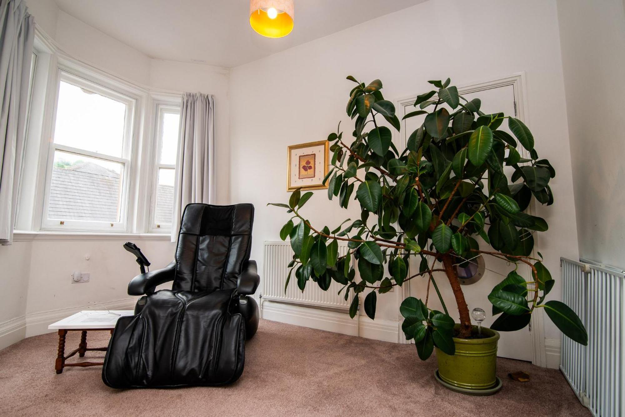 Spacious Retreat With River Views Near Peak District Matlock  Esterno foto